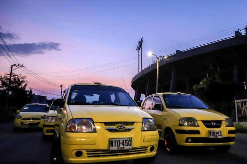 Taxistas: Falta una mano dura en materia de seguridad