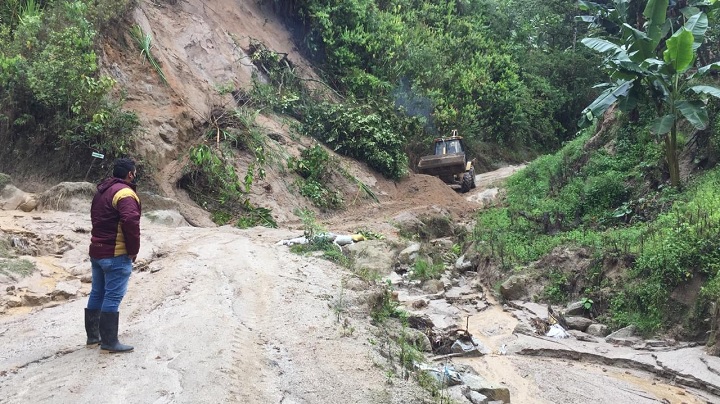 Municipio atendió emergencia en el corredor Ambalá - China Alta