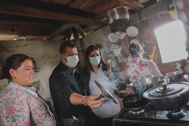 Gas domiciliario en 13 veredas de Casabianca