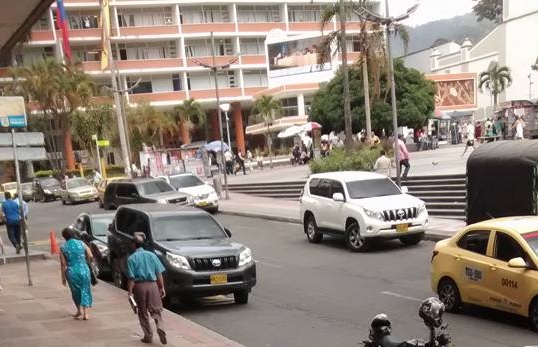 Aprobado en Cámara proyecto que habilita zonas de parqueo