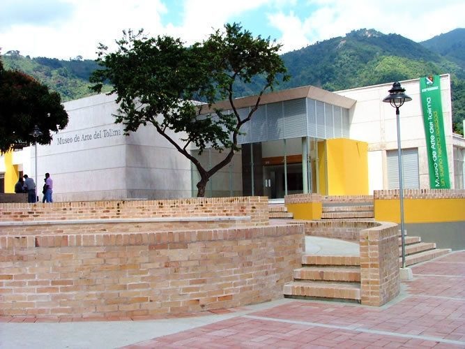 Ayuda a los museos