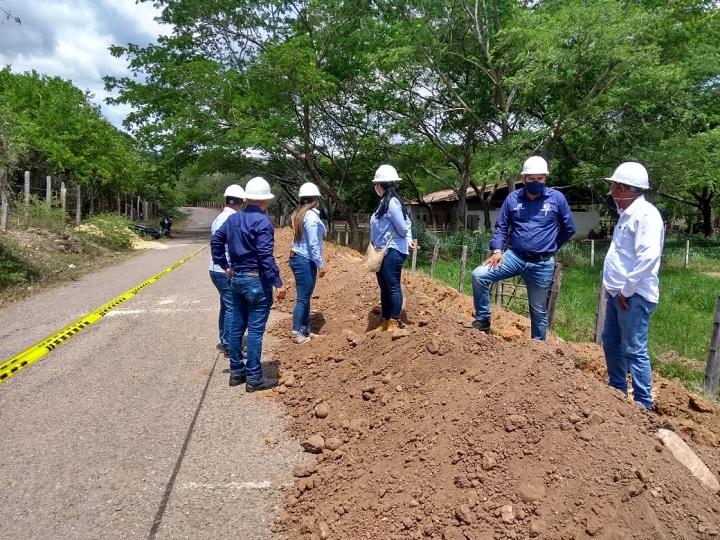 Avanza construcción de acueductos veredales en Alpujarra