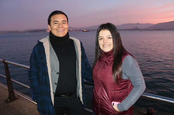 Pareja de jóvenes ibaguereños se destaca en la educación virtual