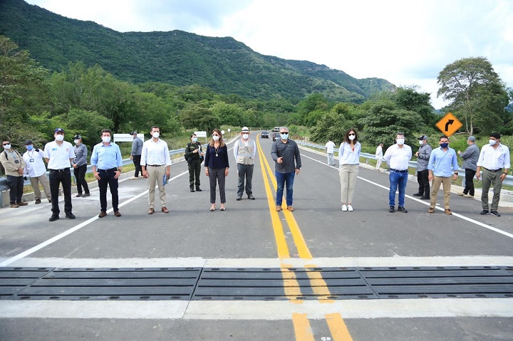 Entregan la primera autopista 4G de Colombia: Girardot - Honda - Puerto Salgar