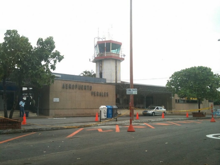 Antiguas instalaciones del Aeropuerto Perales sí serán demolidas