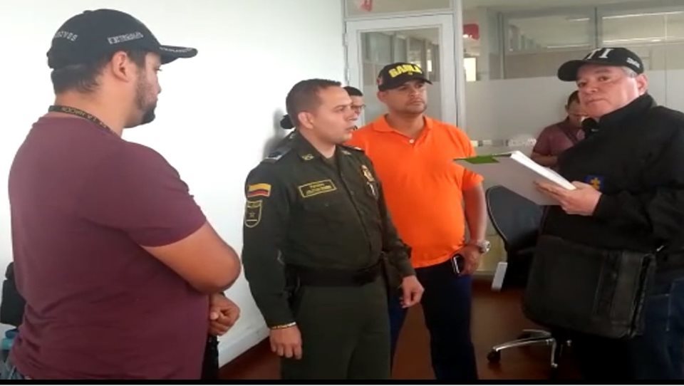 Patrullero de la Policía judicializado por extorsión a comerciante en Ibagué