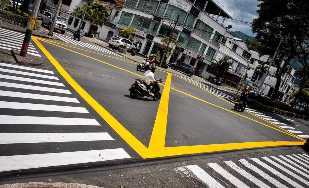 A un motociclista lo quemaron con pólvora en Ibagué