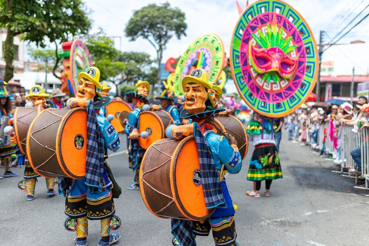 Abierta convocatoria para participar en el desfile del 2 de julio