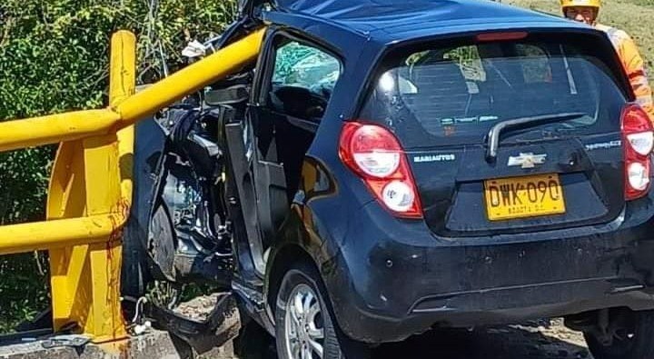 Aparatoso accidente dejó una persona muerta en la vía Castilla - Saldaña