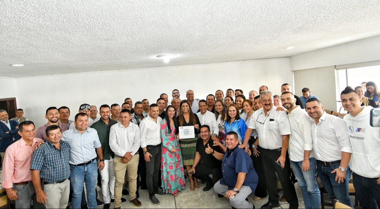 Adriana Magali Matiz recibió la credencial como gobernadora del Tolima