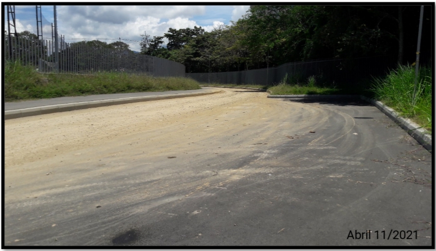 Advierten posibles daños en vías del Parque Deportivo