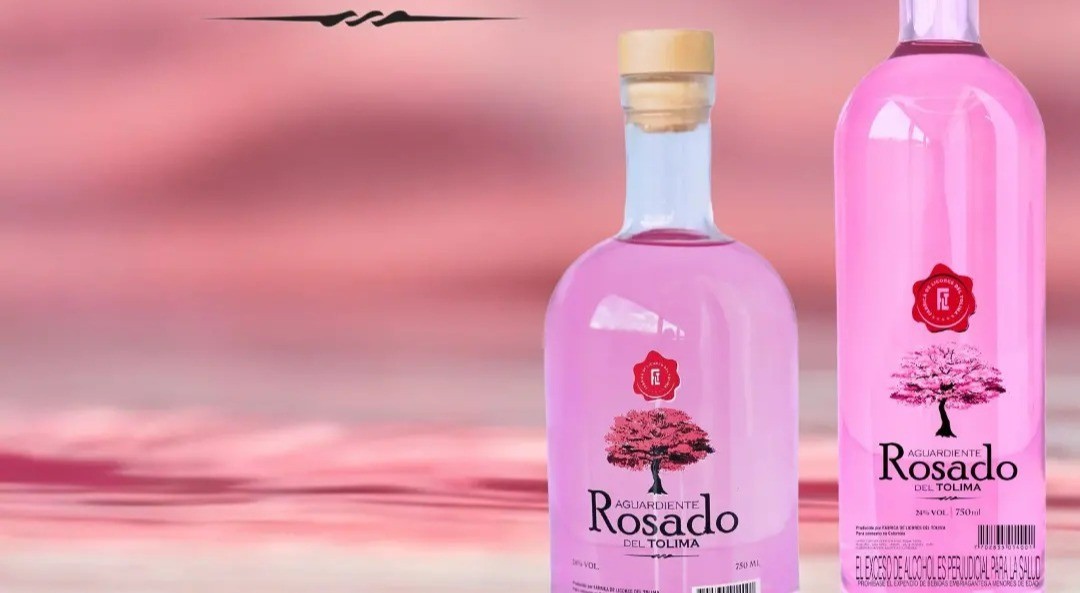 Aguardiente de color rosado, el nuevo producto de la Fábrica de Licores del Tolima