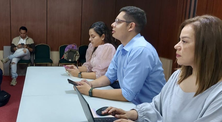 Alcaldes en zona de influencia del Ruiz preocupados por deficiencia en las comunicaciones