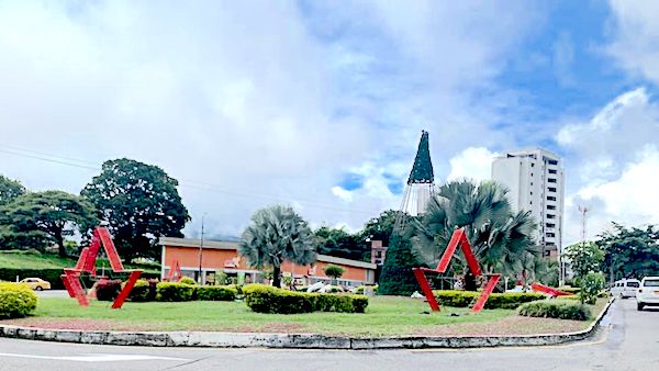 El alumbrado de Ibagué está quedando bonito