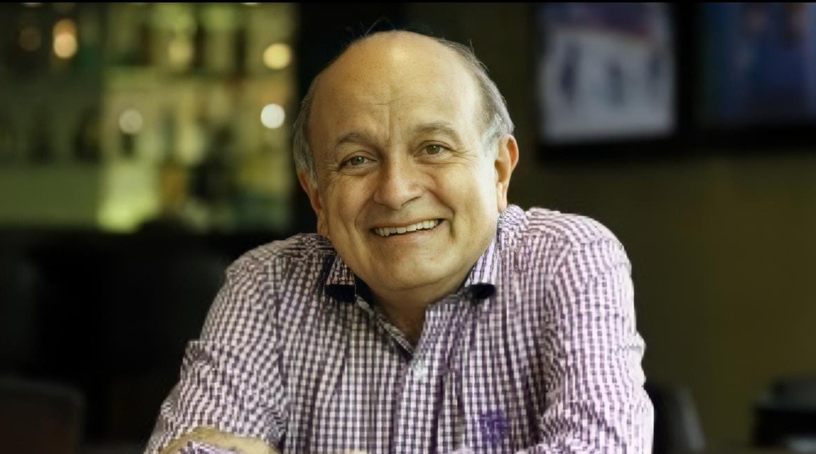 Álvarez Gardeazábal, comenta libro de Santofimio