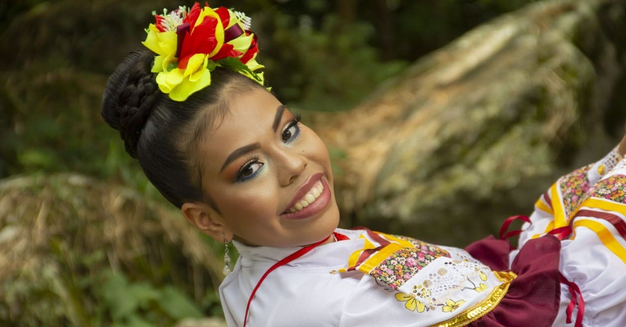 Ibagué y el Reinado Niña Folclor Colombia