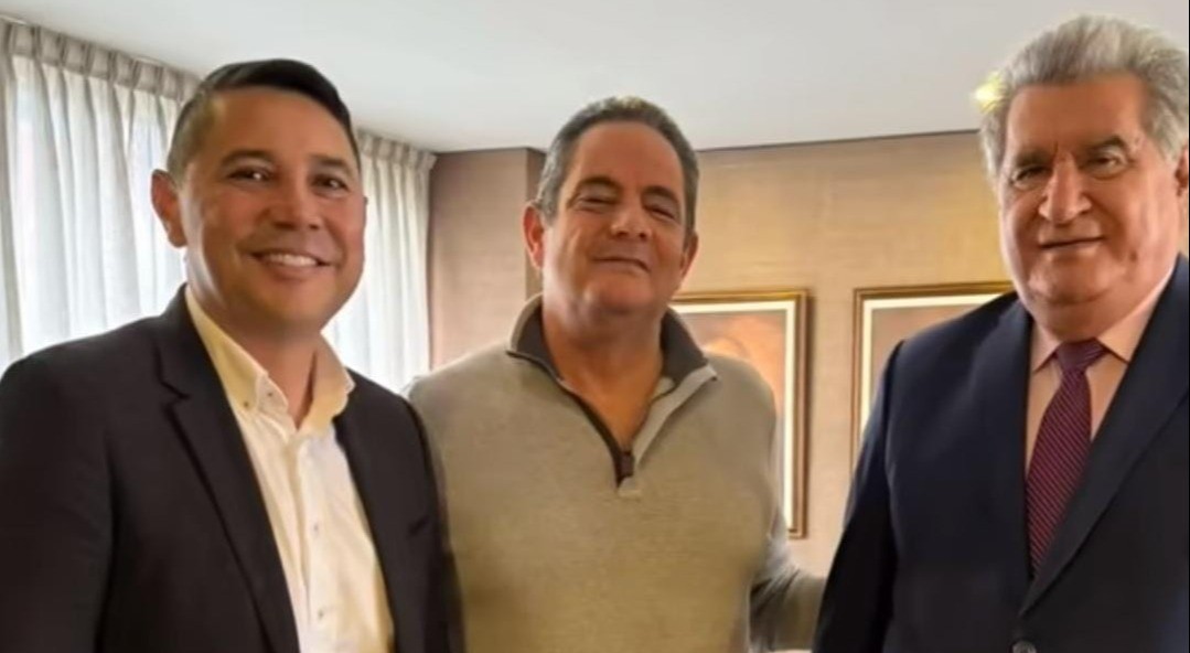 Andrés Hurtado anunció que será candidato al Senado