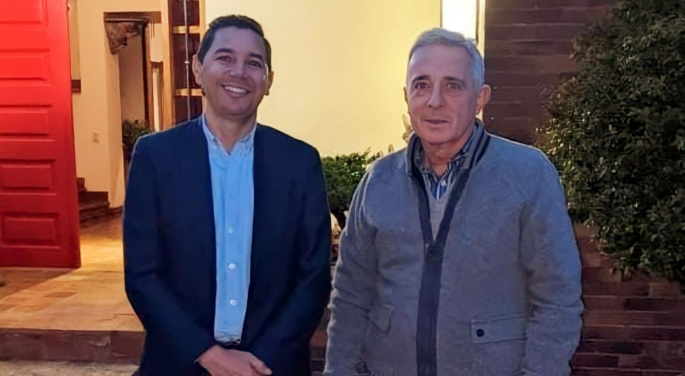 Hurtado dejó salir a flote su uribismo: "Nos van a convertir en otra Venezuela"