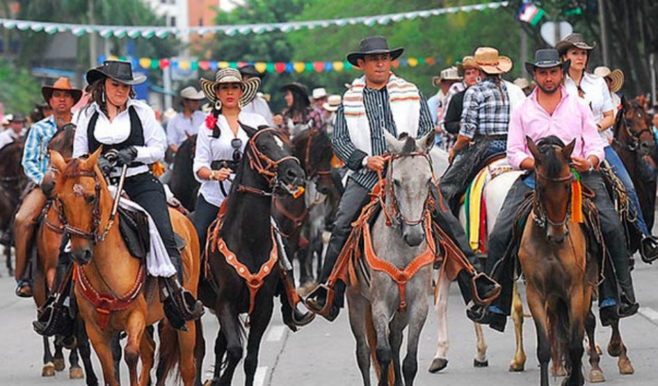"Los borrachos serán retirados": Asocatol defiende cabalgata del Festival Folclórico en Ibagué