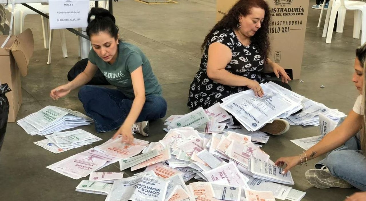 Avanza el proceso de escrutinio en cuatro municipios del Tolima mientras persisten tensiones