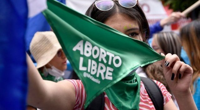 Balance tras un año de la despenalización del aborto en Colombia