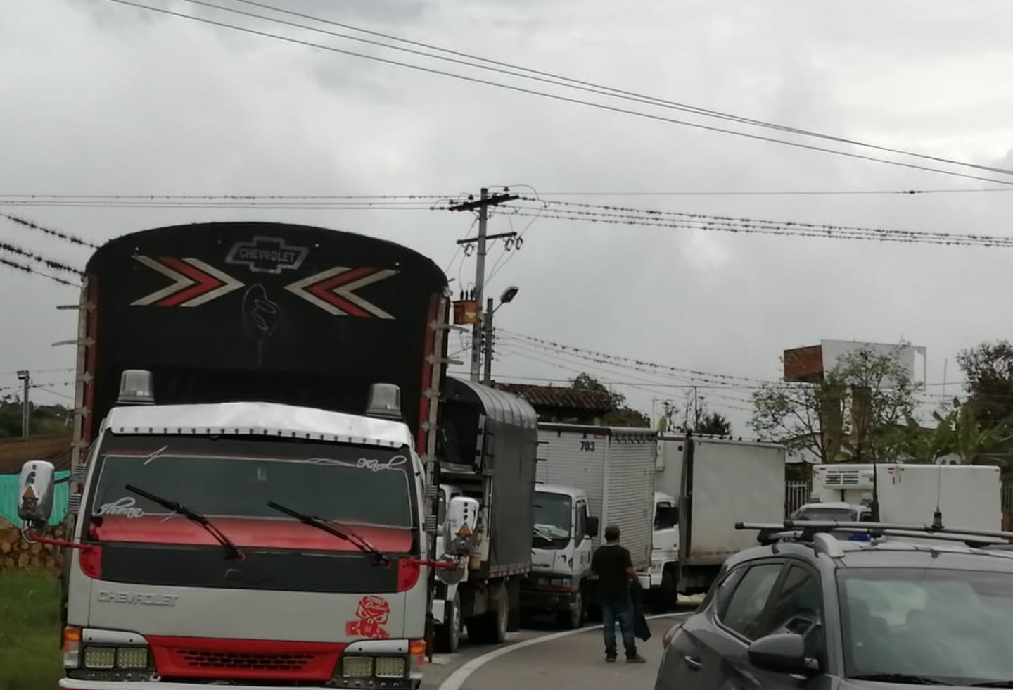 Levantan paro de camioneros en Planadas