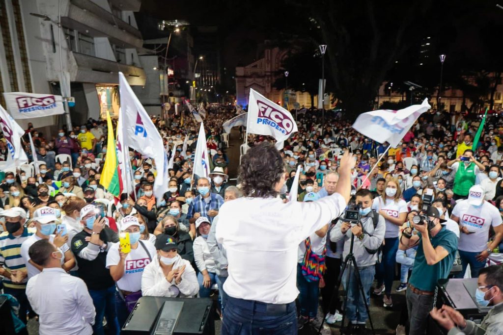 Campaña de Federico Gutiérrez tendría el doble de vallas permitidas en Ibagué