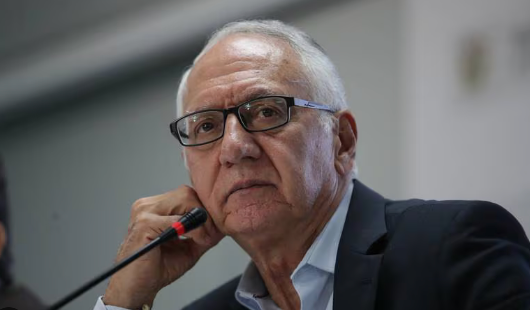 Ministro Guillermo Jaramillo reconoció en la corte la crisis financiera de la salud
