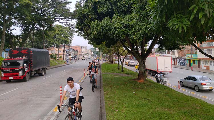 Ciclorruta en la avenida Ambalá: desde la Universidad de Ibagué hasta la urbanización Chicalá