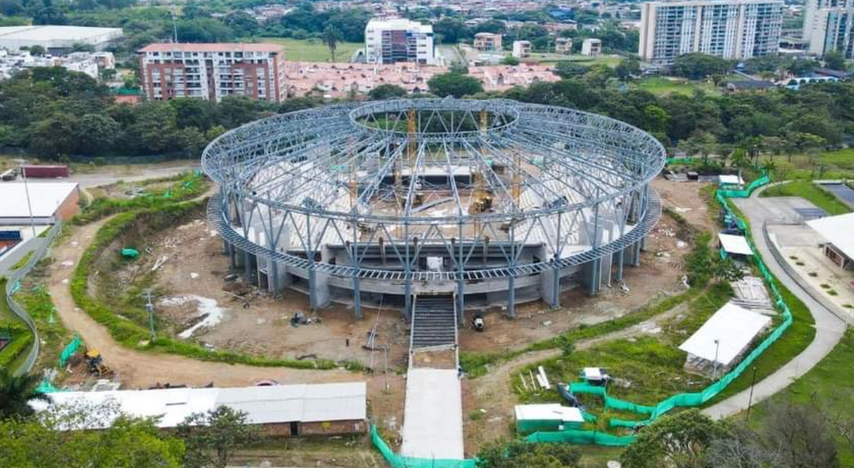 En medio de irregularidades, reinician las obras del Coliseo Mayor