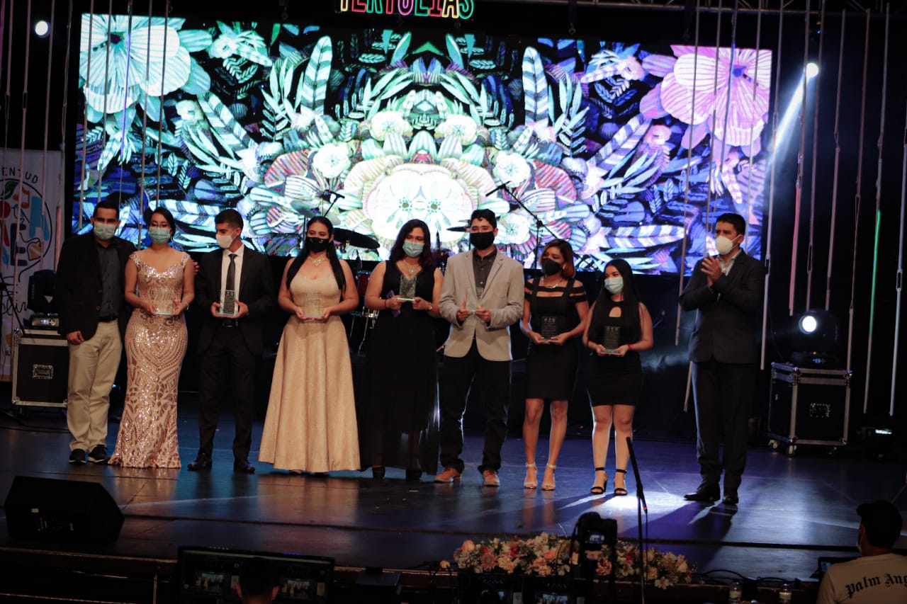 Con broche de oro cerró el mes de la juventud