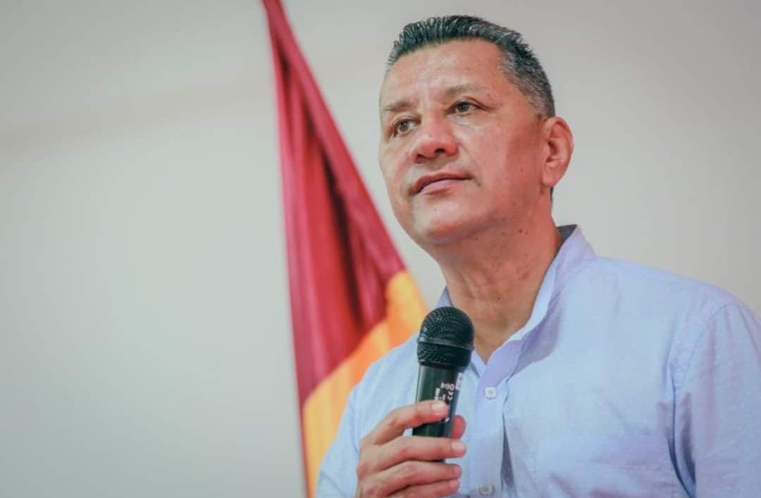 “Con las becas a estudiantes no se puede hacer política”: gobernador Orozco