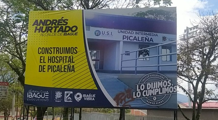 Concejal solicita que desmonten las vallas ‘mentirosas’ que dejó Hurtado