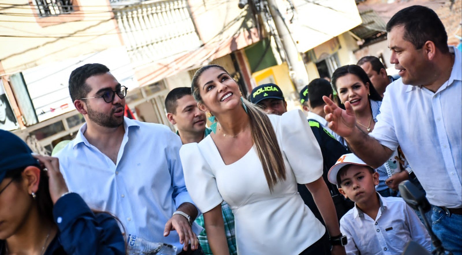 Concluir las obras pendientes, compromiso de la Gobernadora con Rioblanco