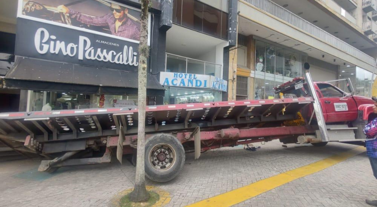Conductor que provocó el hundimiento en la carrera Tercera fue sancionado