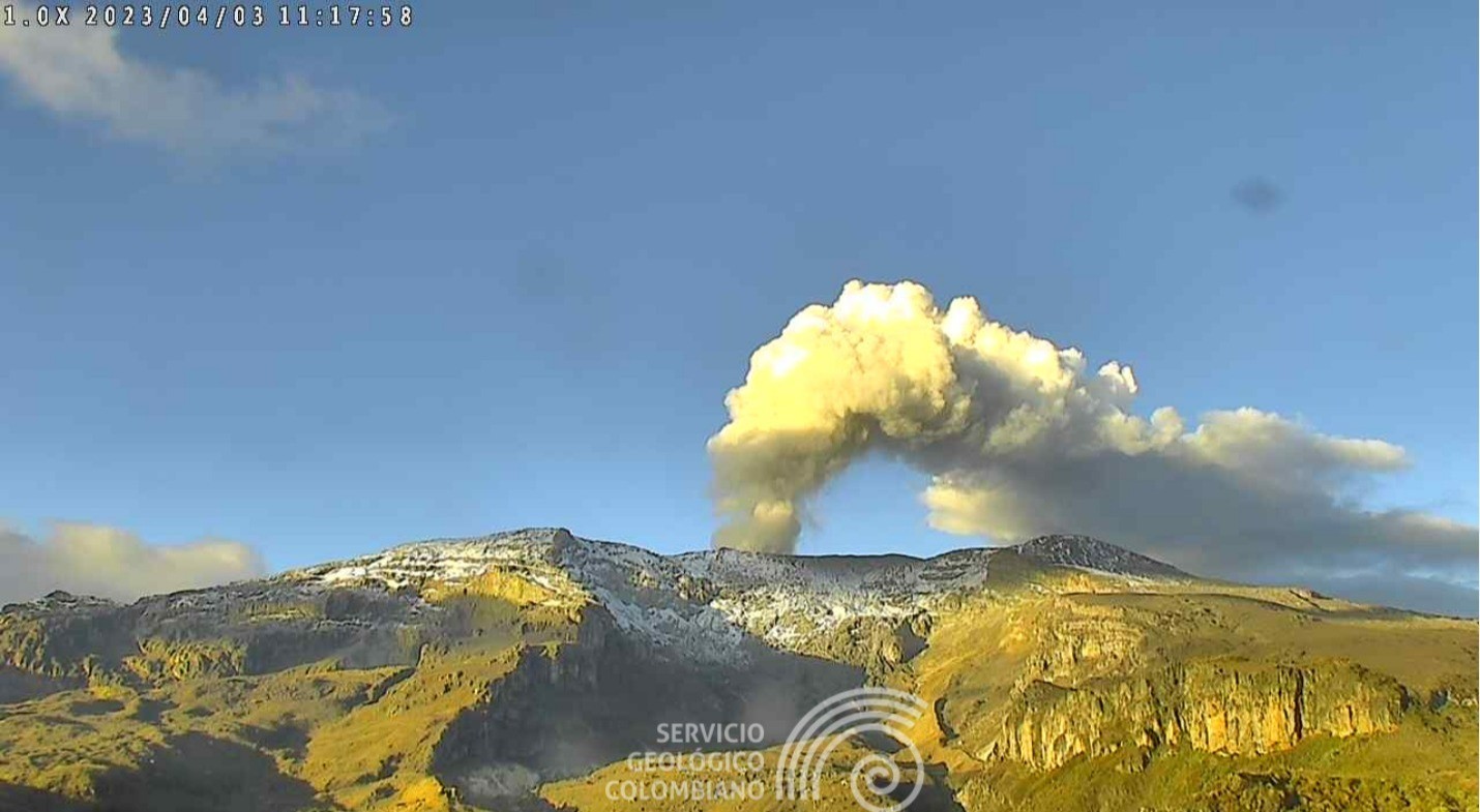 Continúa la intensa actividad sísmica en el Volcán Nevado del Ruiz