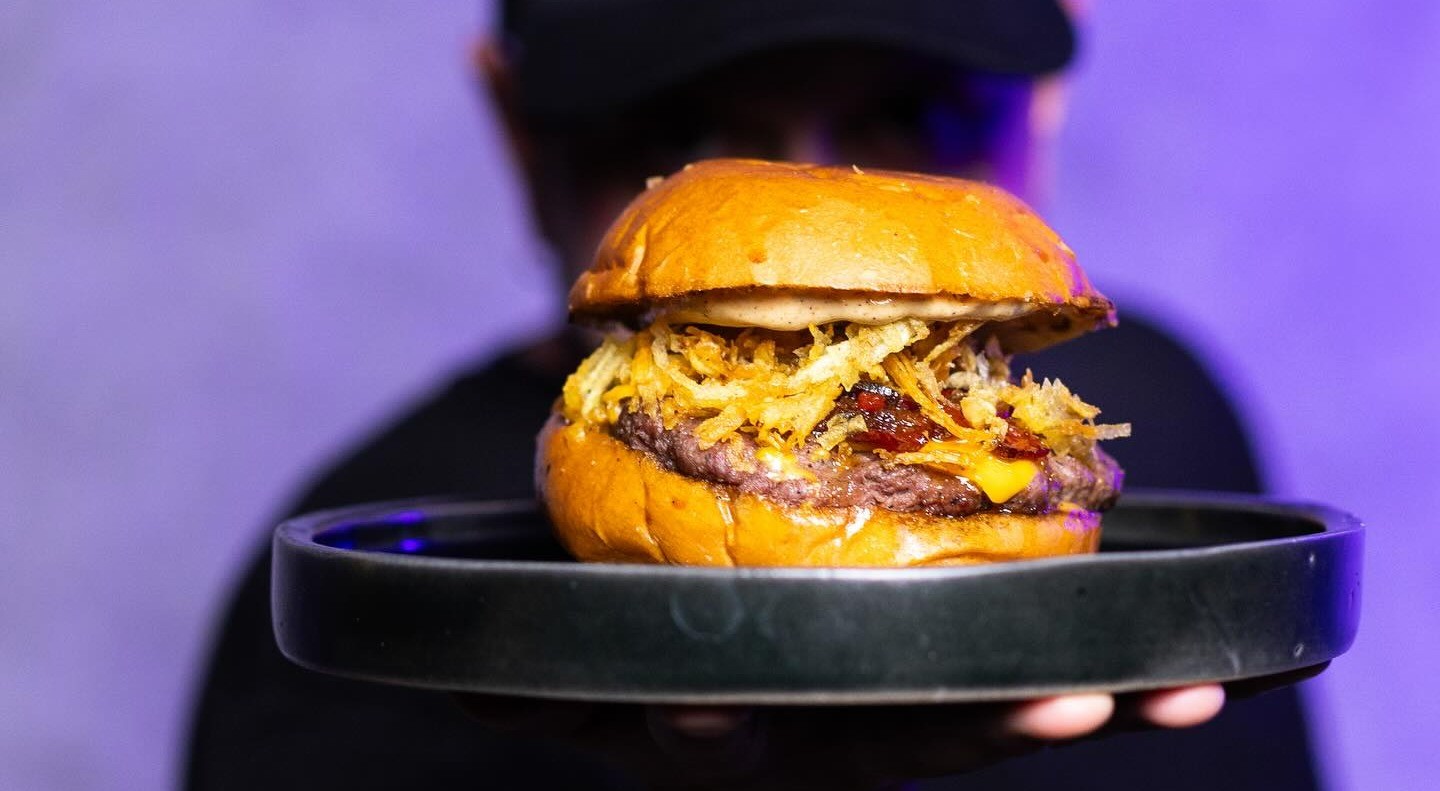 Costa Nova mantiene el título de la mejor hamburguesa de Ibagué
