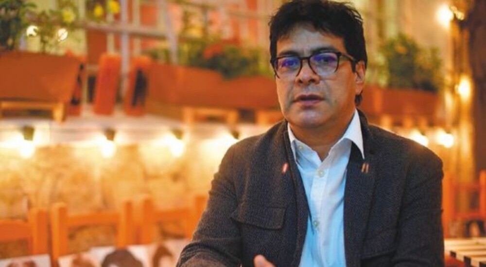 Petro designa su comisionado para la paz