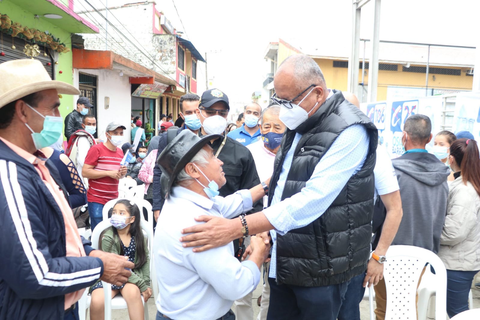 Denuncian que Óscar Barreto hace campaña al Senado con obras de la Gobernación del Tolima