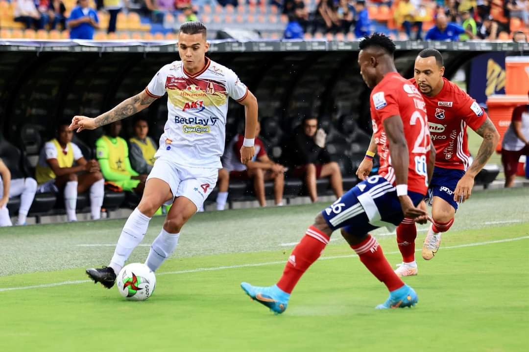 Deportes Tolima ganó en Medellín y quedó a un paso de su tercera final consecutiva