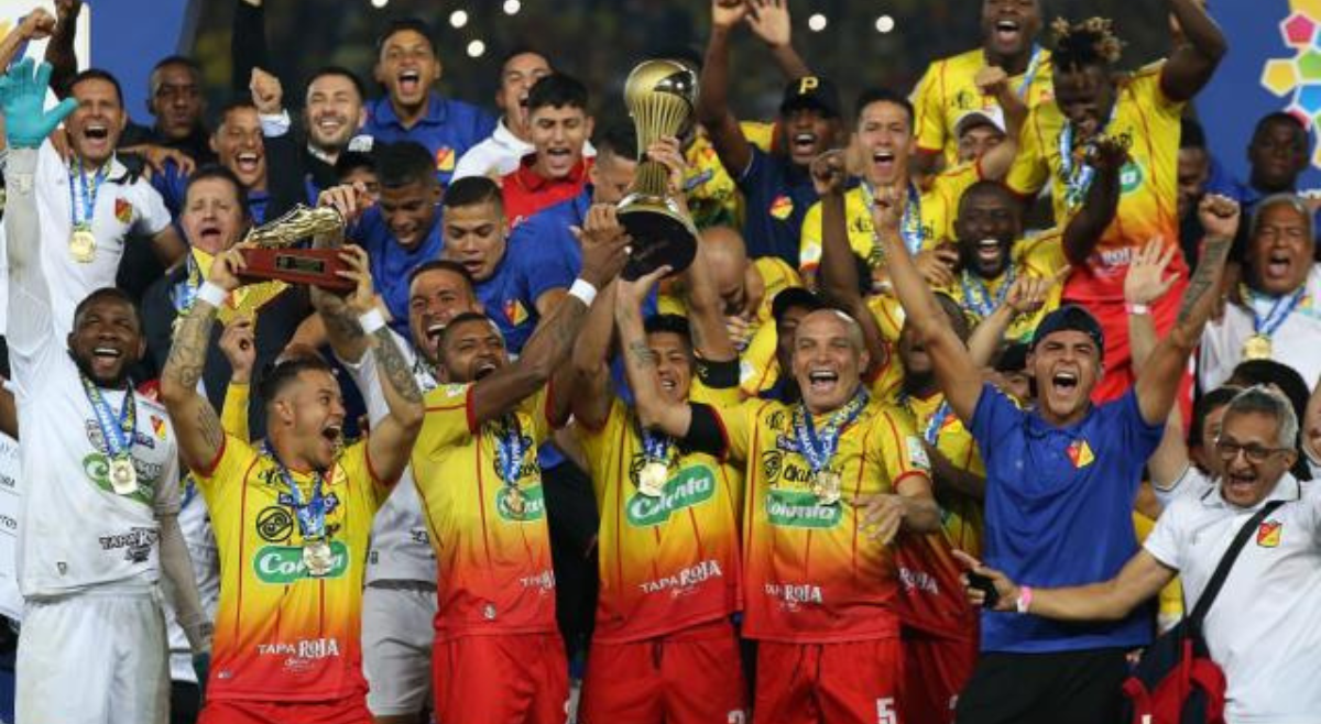 Deportivo Pereira gana su primer título profesional del fútbol colombiano