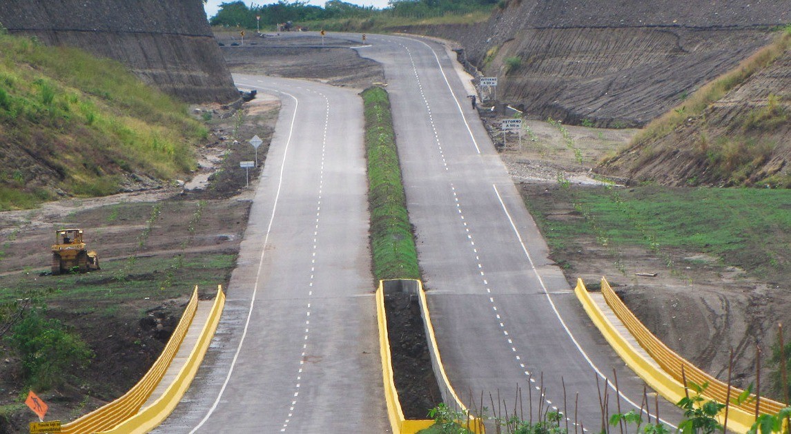 Doble calzada Ibagué - Cajamarca, sin solución a la vista