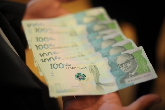 El salario mínimo en 2020 será de 877.803 pesos