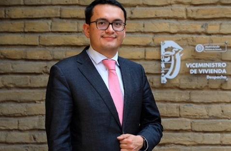 El pilo viceministro de Vivienda