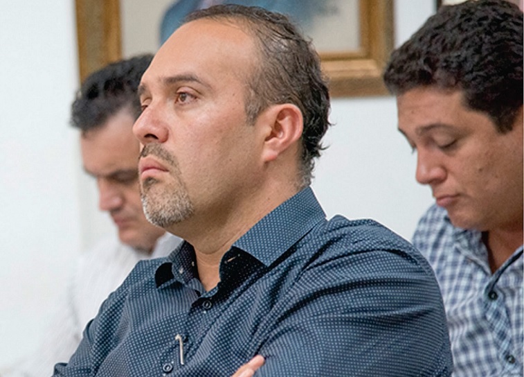 Embargan bienes de “El Chatarrero”