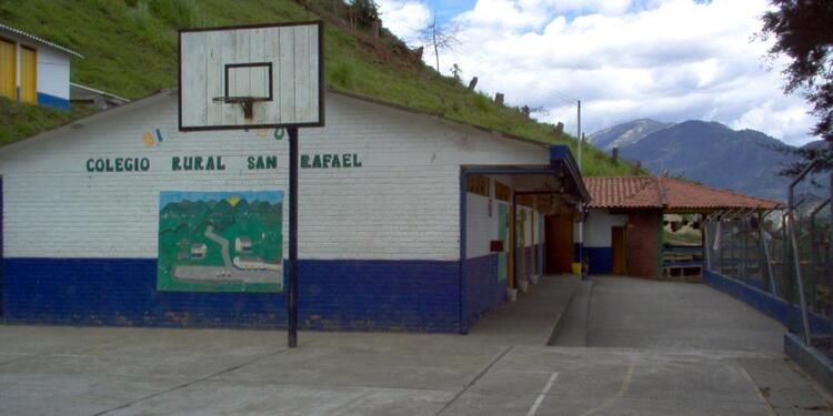 Instituciones educativas de Cajamarca beneficiadas con inversión de MinEducación