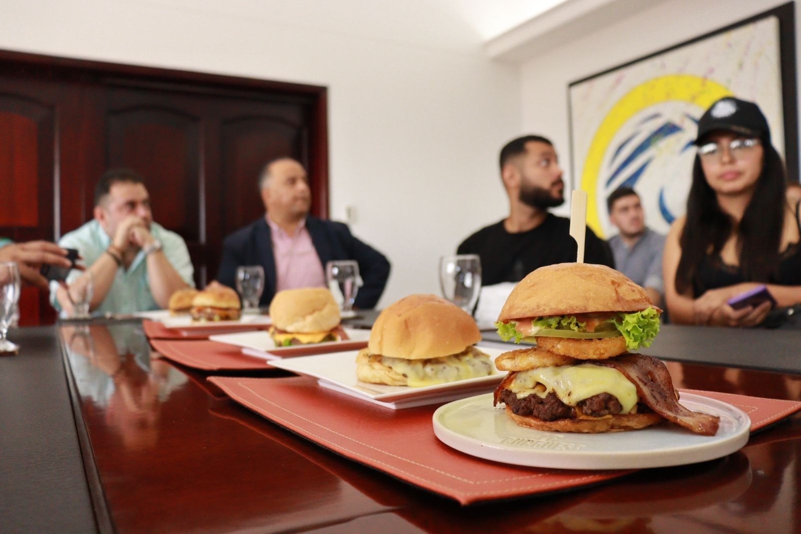 Estos son los menús participantes en el Burger Master de Ibagué