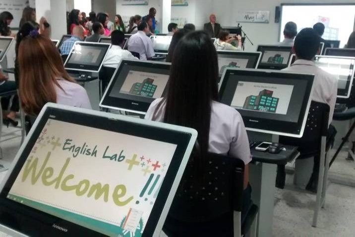 Aprenda inglés gratis en el SENA