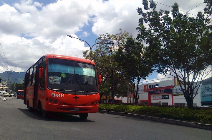 Expreso Ibagué suspende contratos de 277 conductores