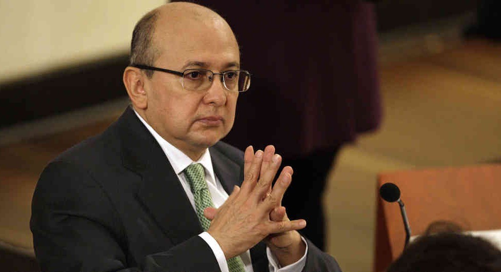 Petro recibe apoyo del exfiscal Montealegre